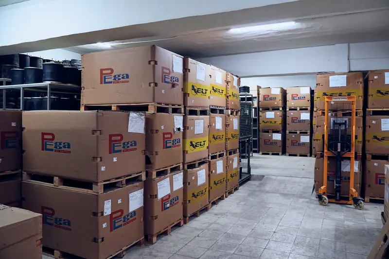 Fuat Oto Ankara — depo ve raflar — 7